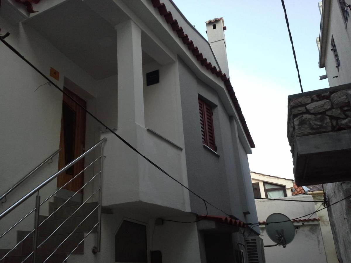Apartman Dinka Baška Exteriör bild